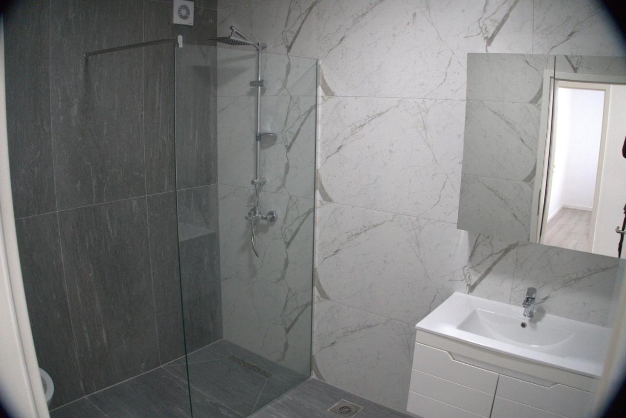 City Hotel Ferizaj Luaran gambar