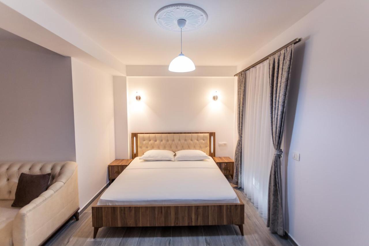 City Hotel Ferizaj Luaran gambar