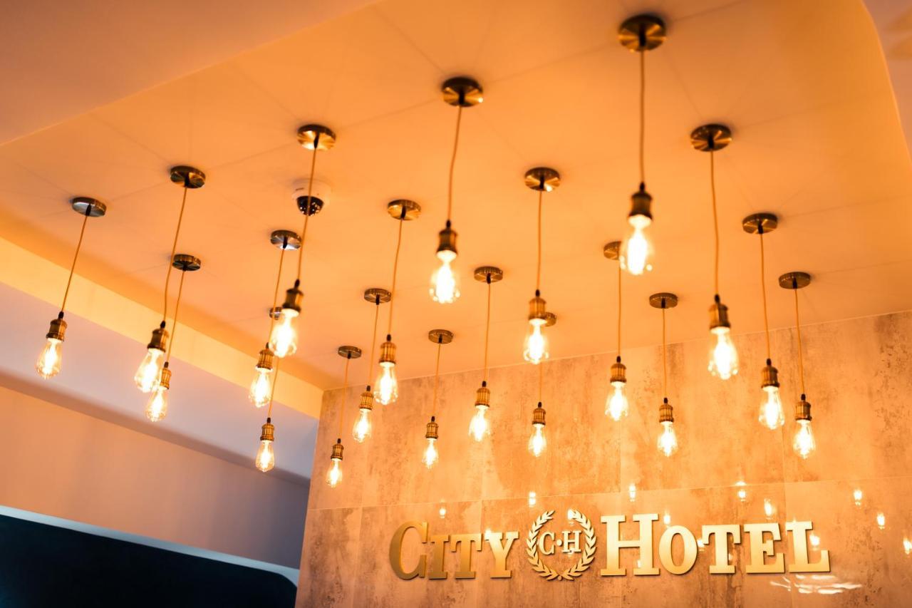 City Hotel Ferizaj Luaran gambar